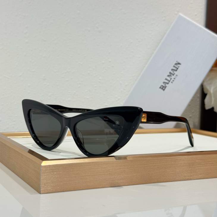 Picture of Balmain Sunglasses _SKUfw80238592fw